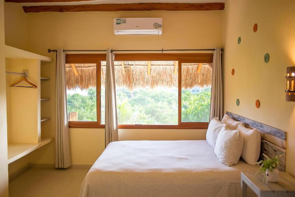 Holbox Deluxe Apartments ภายนอก รูปภาพ