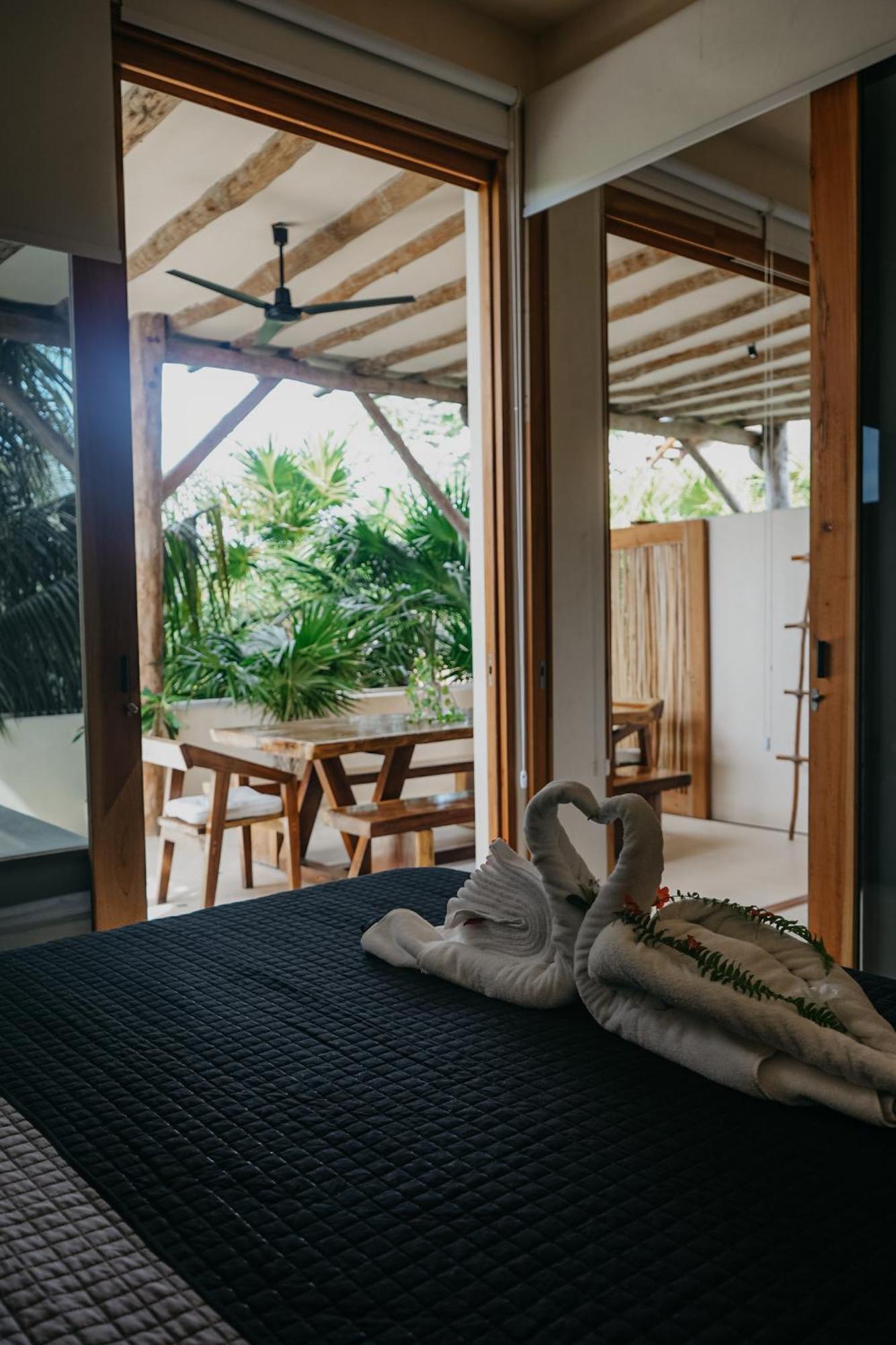 Holbox Deluxe Apartments ภายนอก รูปภาพ